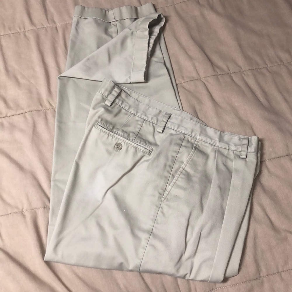 Khaki pants W36 x L30 Easy Care cotton poly blend